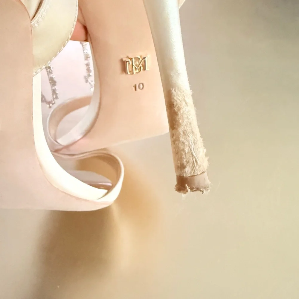 Badgley Mischka Tiffany Crystal Ankle Chain High Heel SIZE 10 - Picture 4 of 6